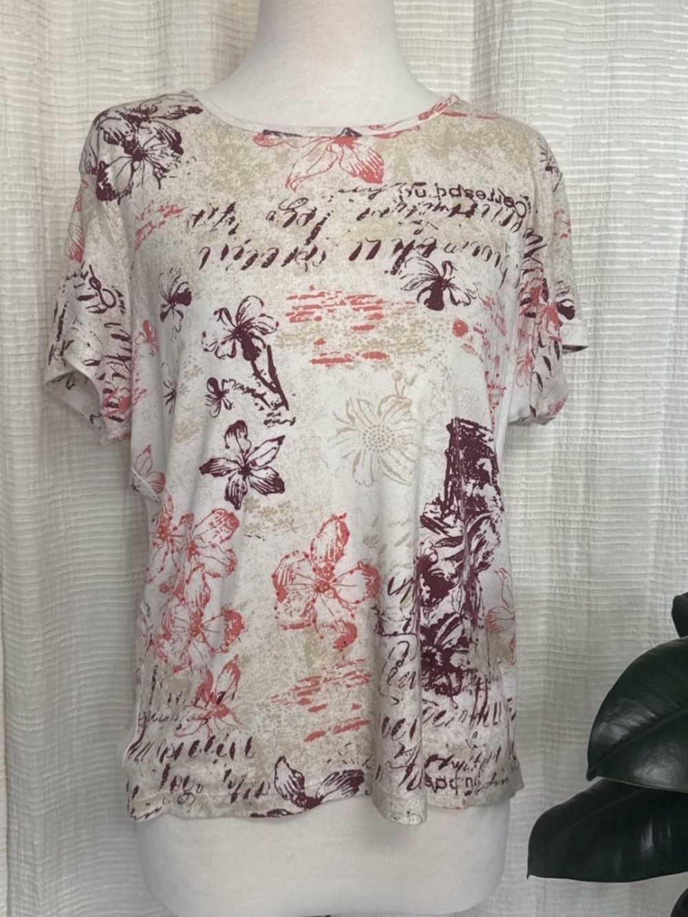 Sonoma Floral Script Short Sleeve Tee - White with Pink & Burgundy Accents